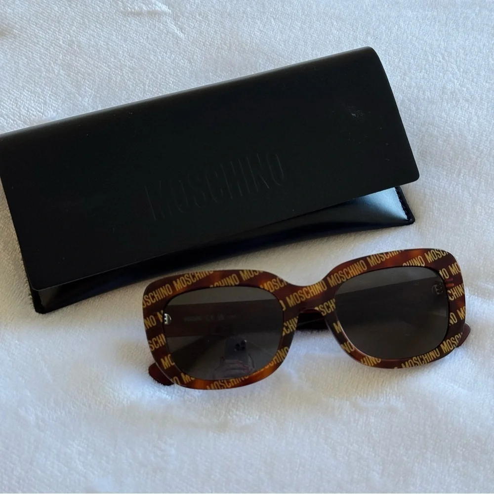 ✨ NWT Moschino Logo Monogram Sunglasses Brown MOS132/S - Authentic ✨
